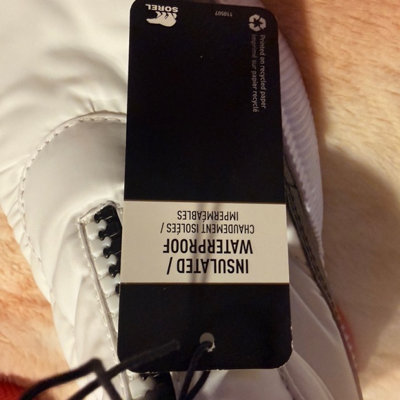 Sorel Insulated Waterproof White Boots Out N Anout Piffy Zipper Shootie - Picture 4 of 6